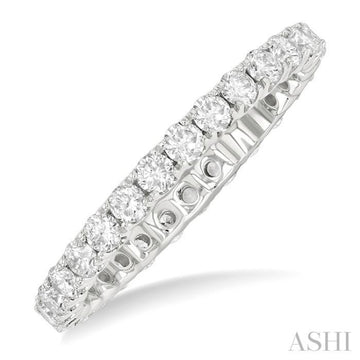1 Ctw Round Cut Diamond Eternity Wedding Band in 14K White Gold